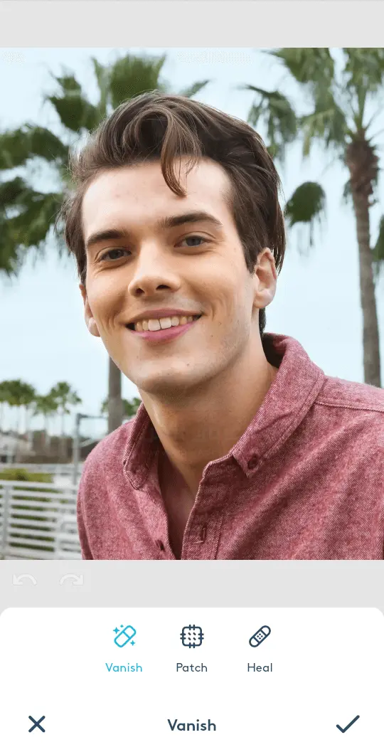 Facetune AI Photo - Video Editor